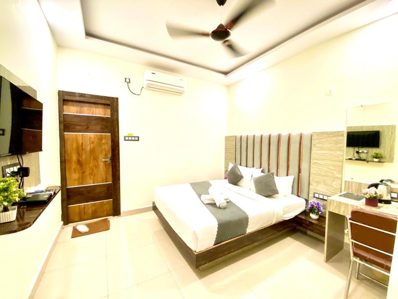 Hotel Sky International- Airport Zone Hyderabad Shamshabad Ngoại thất bức ảnh