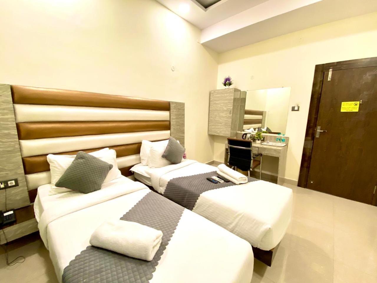 Hotel Sky International- Airport Zone Hyderabad Shamshabad Ngoại thất bức ảnh