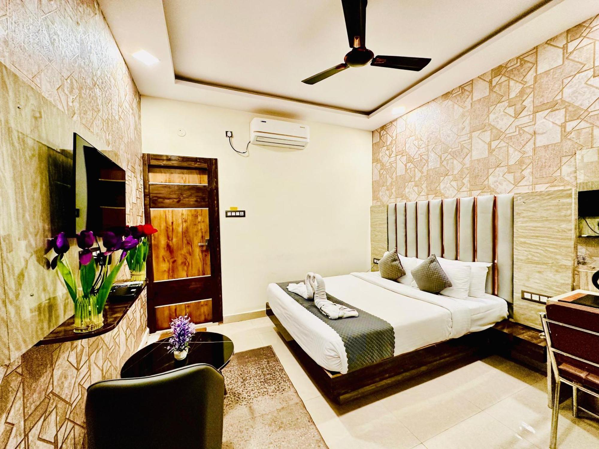 Hotel Sky International- Airport Zone Hyderabad Shamshabad Ngoại thất bức ảnh