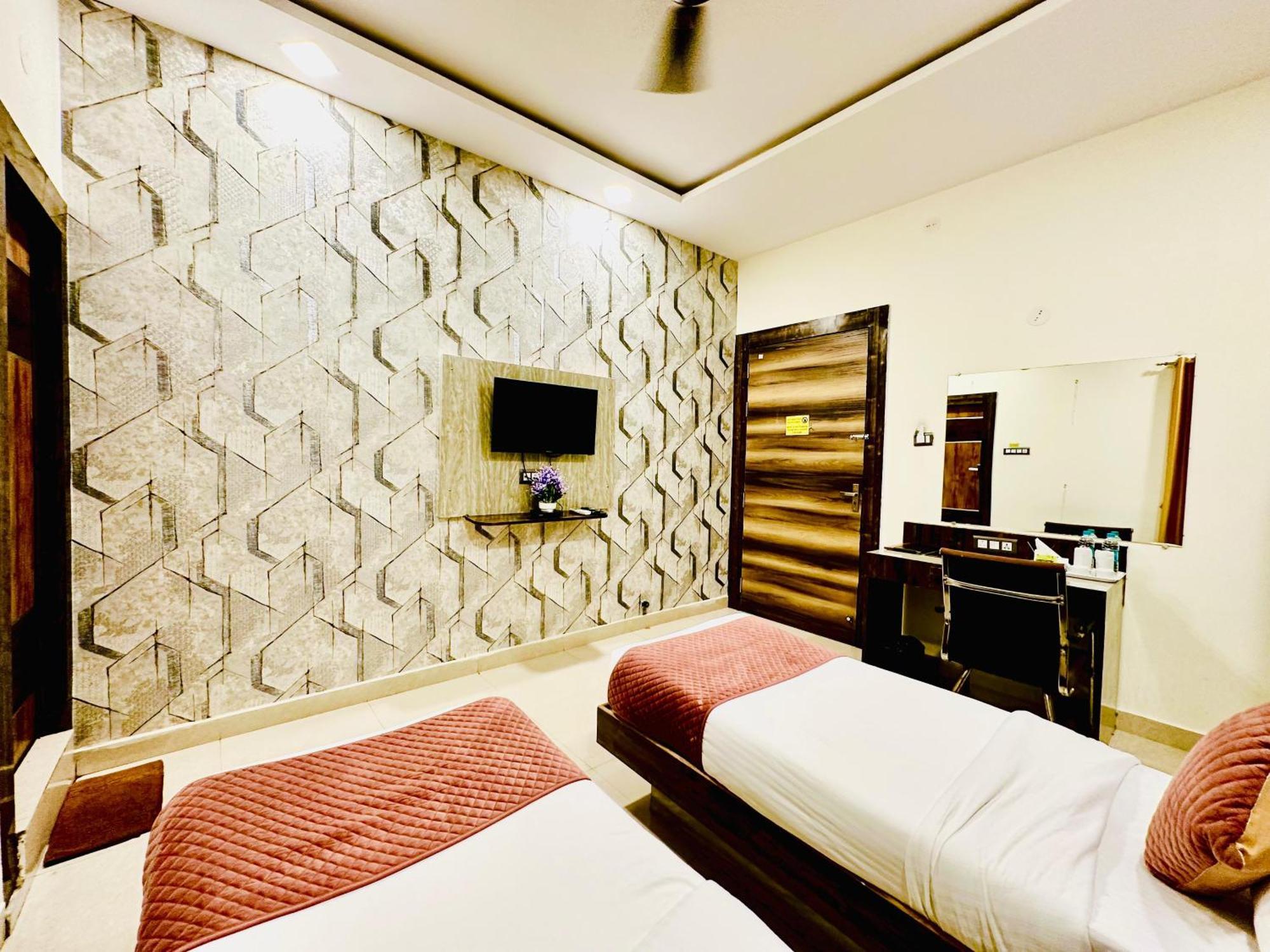 Hotel Sky International- Airport Zone Hyderabad Shamshabad Ngoại thất bức ảnh