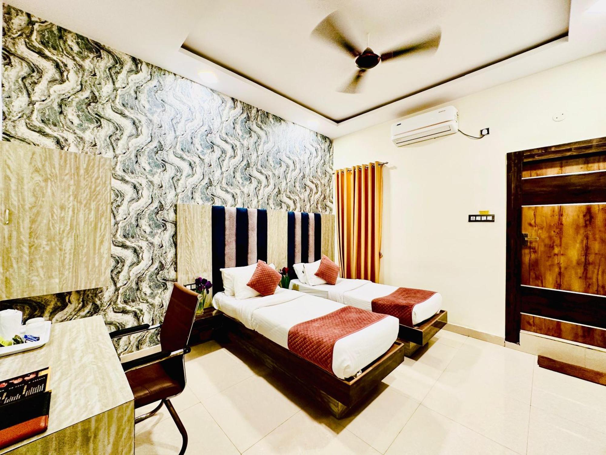 Hotel Sky International- Airport Zone Hyderabad Shamshabad Ngoại thất bức ảnh
