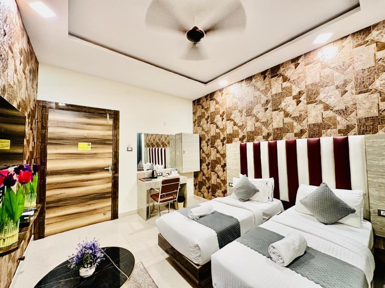 Hotel Sky International- Airport Zone Hyderabad Shamshabad Ngoại thất bức ảnh