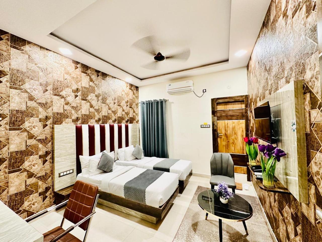 Hotel Sky International- Airport Zone Hyderabad Shamshabad Ngoại thất bức ảnh