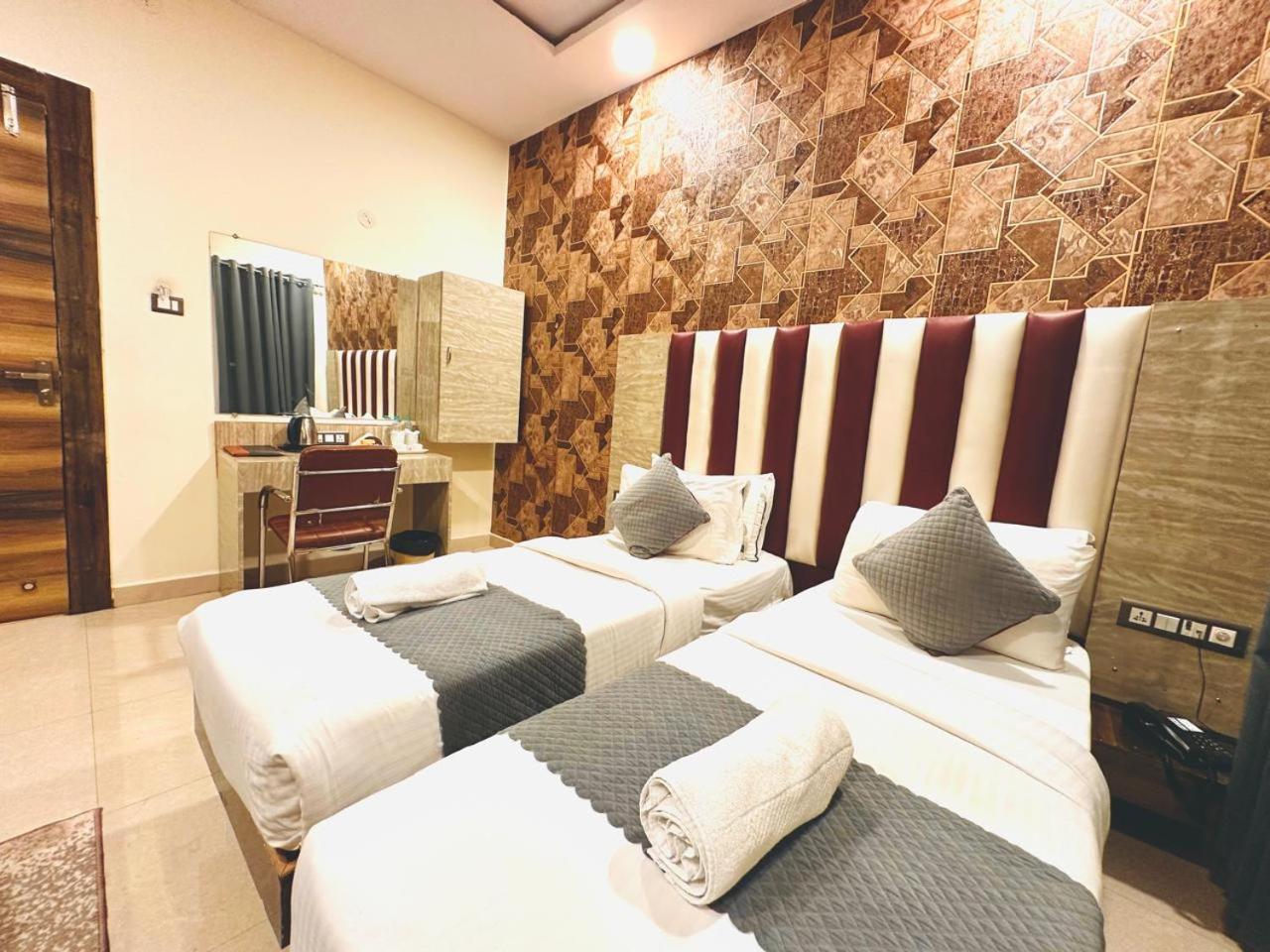 Hotel Sky International- Airport Zone Hyderabad Shamshabad Ngoại thất bức ảnh